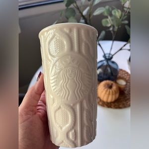 Beautiful off white sweater Starbucks mug perfect for holidays and winter